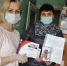 Ветеранам из Нижегородской области продолжают вручать мобильные телефоны - Wyksa.Ru