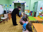 Благочинный Выксунского округа в дошкольных усреждениях провёл встречи, приуроченные к Международному дню инвалидов