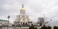 Епископ Гедеон служил митрополиту Георгию в Благовещенском соборе Свято-Троицкого Серафимо-Дивеевского женского монастыря - Выксунская епархия