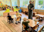 Клирик Вознесенского благочиния провёл духовную беседу с дошкольниками в селе Криуша